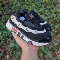 ราคา รองเท้าเด็กมือสอง Fila 16 cm (15522426666)