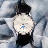 ราคา TOMI นาฬิกาผู้หญิง แฟชั่น แบรนด์แท้ กันน้ำได้ สายหนัง PU หน้าปัด 34 มม แถมกล่องแท้ฟรี ส่งจากไทย (42964994121)