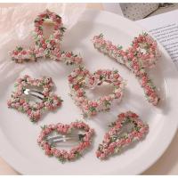 ราคา O1350 กิ๊บหนีบผมลายดอกไม้สีชมพู สำหรับผู้หญิง ของขวัญที่สวยงาม (41121543700)