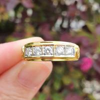 ราคา แหวนเพชรแถว ชายหญิงใส่ได้ เราการันตีเรื่องราคา เจ้าของขายเอง สภาพใหม่มือหนึ่ง ของหลุดจำนำ (16757996807)