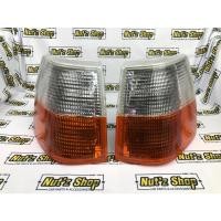 ราคา ไฟมุมหน้า Volvo 940 สีขาว/ส้ม และ สีขาวล้วน ของเดิม ไฟมุม ไฟเลี้ยว ไฟหรี่ (21648903382)