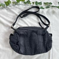 ราคา กระเป๋าครอสบอดี้ผ้าไหมพรม แบรนด์ญป. hushush (43218125238)