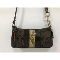 ราคา กระเป๋ามือสอง Coach E06J-10259 Brown Sig Snake Stripe หนังแท้ สีน้ำตาลเข้ม ขนาด 10 นิ้ว พร้อมส่ง (14742259177)