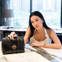 ราคา พร้อมส่ง Tory Burch Kira Quilted Small Shoulder Bag (9319439775)