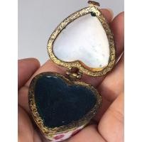 ราคา สีผึ้งมรกต หลวงปู่ทาบ วัดกระบกขึ้นผึ้ง (15898752275)