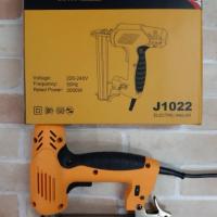 ราคา แม็คไฟฟ้า ปืนยิงตะปูขาคู่ แม็กไฟฟ้า ขาคู่ OSUKA J1022 ปรับความแรงได้ ปืนยิง ตะปู แม็กไฟฟ้า ขาคู่ OSUKA J1022 สะดวก ใช (29406786997)