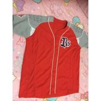 ราคา เสื้อเบสบอล สีเเดง(มือสอง) (1241804889)