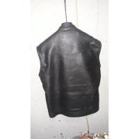 ราคา เสื้อกั๊กหนังมือสอง* (23149969614)