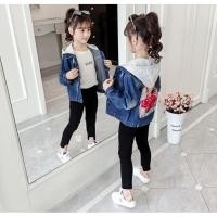 ราคา (พร้อมส่ง) แจ๊คเก็ตยีนส์เด็กกันหนาวมีฮู้ด เสื้อกันหนาวเด็กผู้หญิงยีนส์มีฮู้ด (6957344413)