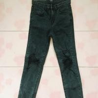 ราคา กางเกงยีนส์สีเทาควันบุหรี่ (1341062904)