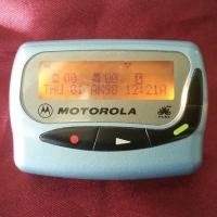 ราคา เพจเจอร์ Motorola Phonelink พร้อมซองหนัง น่าเก็บสะสม รับประกันสินค้าตรงตามรูป พร้อมส่งด่วนจ้า (20810250052)