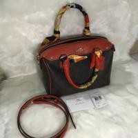 ราคา Coach F36702 หมอน 9” มือสอง (531613406)