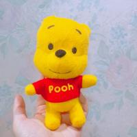 ราคา พวงกุญแจ ตุ๊กตา หมี พูห์ pooh Winnie the pooh หมีพูห์ (21495813824)