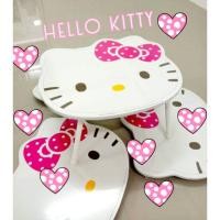 ราคา โต๊ะญี่ปุ่นลายหน้าคิตตี้ ลิขสิทธิ์แท้ ไดคัทเป็นหน้าแมวคิตตี้ (7940182018)