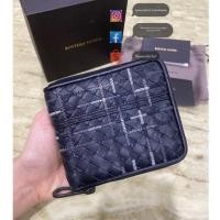 ราคา BOTTEGA VENETA EMBROIDERED INTRECCIATO ZIP WALLET ของแท้ กระเป๋าสตางค์ ใบสั้น ผู้ชาย มือสอง (29130901867)