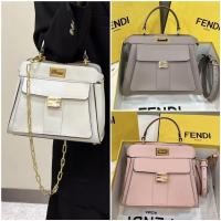 ราคา Pre order ราคา13400 Fendi เฟนดิ 8596S Peekaboo Shoulder Bag กระเป๋าสะพายข้าง หนังวัว Size23*11*18cm (29126269633)