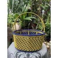 ราคา ตะกร้าถักด้วยเชือกร่ม ดิ้นเงิน ทรงรูปไข่ ลายแมงมุม สีเหลือง-น้ำเงิน โครงตะกร้าเหล็กชุบสี แข็งแรงทนทาน (23656434645)