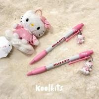 ราคา ปากกา Sanrio Hello Kitty Pen ปากกาพร้อมจี้โมเดลคิตตี้ - หมึกดำ ของเเท้ 100% จากเกาหลี (26675310085)