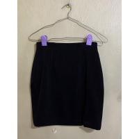 ราคา กระโปรงนักศึกษาทรงเอ ไซส์ 26 ยาว 18 มุมทอง มือสอง 200 บาท (19937691652)