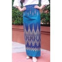 ราคา ผ้าถุงสำเร็จรูปแบบพันรอบมีเชือกผูก ผ้าเนื้อนิ่ม ใสสบาย ฟรีไซส์ เอว 24-40” สะโพกใส่ได้ 48” ช่วงตัวยาว 37-38” (14890621917)