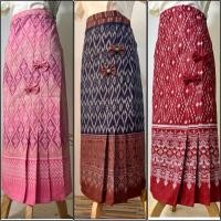 ราคา ผ้าถุงสำเร็จ สีดำ ผ้าซิ่นเย็บสำเร็จผ้าฝ้ายจับจีบติดโบว์เอวฟรีไซส์8 (23804324668)