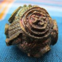 ราคา ลูกอมตะกร้ออาคม แคล้วคลาด ป้องกันศาสตราวุธ ตำรับโบราณ ปลุกเสกโดย หลวงปู่กาหลง เขี้ยวแก้ว (2289343122)