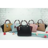 ราคา กระเป๋าLYN สินค้าOutletแท้% (975130290)