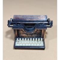 ราคา กบเหลาดินสอวินเทจ จำลองจากเครื่องพิมพ์ดีดยุคเก่า (27882945604)