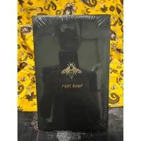 ราคา หนังสือ Book ชุด Rupi Kaur Boxset : Milk and honey & The sun and her flowers ของแท้ ราคาถูก (23647096962)