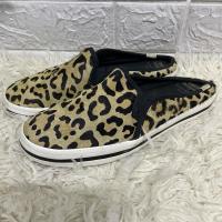 ราคา รองเท้าผ้าใบ เปิดส้น Keds Kate Spade New York Size 37 ยาว 24cm ลายเสือน่าร๊ากก ส้นเปิด ราคา 390 บาท (27269318108)
