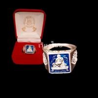 ราคา แหวนหลวงปู่ทิม วัดละหารไร่ ปี2494 พร้อมกล่อง [10 แถม 1 ] (12414223342)