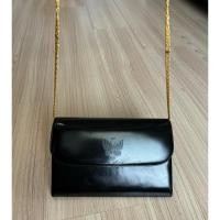 ราคา กระเป๋า HANAE MORI (HM) มือสอง ของแท้% สภาพยังสวย มีร่องรอยเบาๆ แต่ยังสวยหนังแท้สีดำ✨ (28573231602)