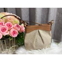 ราคา กระเป๋าคอสบอดี้ หนังผสมผ้าทอแบรนด์ DKNY✅ สภาพสวย หนังมีซีดบ้างเอาไปทำเพิ่มนะ (27369026340)