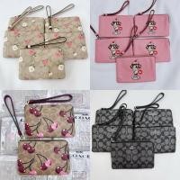 ราคา New Coach คล้องมือ S 1 ซิป ของแท้ % (26330474987)