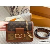 ราคา LV Daphne กระเป๋าสะพายไหล่เดียว ออกแบบใหม่ด้วยสายโซ่ (52650168872)