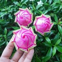 ราคา เหรียญโปรยทานดอกบัวตูม เหรียญโปรยทานงานบุญงานบวชลายดอกไม้ (ตัวเปล่า) (6860318753)