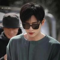 ราคา แว่นกันแดด Squirish Frame สีดำ จาก.brand GEN MONSTE (41810923261)