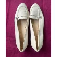 ราคา รองเท้า Salvatore Ferragamo แท้ ไซด์ 38 (22213988864)