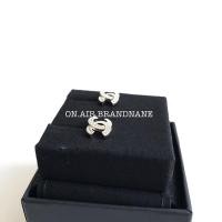 ราคา New chanel classic earrings 1.3 cm. หายาก สวยคลาสสิค ต้องมี (26265893903)