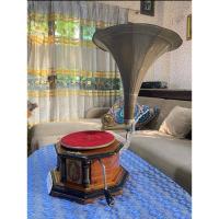 ราคา เครื่องเล่นแผ่นเสียงโบราณไขลาน เล่นได้ 3 สเตป (55850227380)