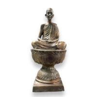 ราคา หลวงพ่อเกษม ประทับพาน กว้าง 3นิ้ว สูง 9นิ้ว (23758952265)