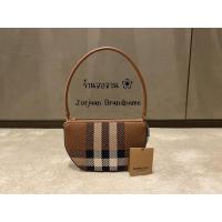 ราคา New ✨Burberry Olympia [Code:8049301] (21668553081)