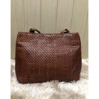 ราคา กระเป๋าสะพายหนังแท้สานแบรนด์ Nine West (7282010294)