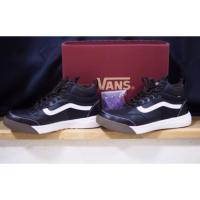 ราคา ส่งต่อบูทลุยหิมะ VANS Breckenridge V5101 Black รองเท้าบู๊ท กันน้ำ กันหิมะ ไม่ลื่น สภาพ 99% ของแท้​1000% (2091011403)