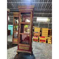 ราคา ตู้โชว์ ตู้ใส่ของกว้าง 56 cmลึก36 cmสูง176cm 3ชั้น 1บานเปิด 1ลิ้นชัก ขาสิงห์ มีกุญแจ สีแดงเก่าโบราณ (25938060530)