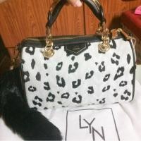 ราคา Lyn แท้ ไม่มีตำหนิ ฟรีems (815511480)