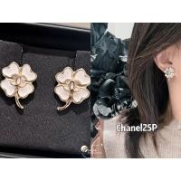 ราคา ของแท้ CHANEL ต่างหูสตั๊ด 25P ทองคำขาวรักต่างหู Quad Leaf (28976804428)