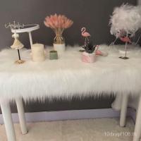 ราคา ผ้าปูโต๊ะเคาน์เตอร์สีขาวสดพร้อมลายตุ๊กตาสีดำ สำหรับตกแต่งโต๊ะเครื่องแป้งและโซฟา (40325527200)