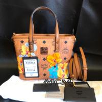 ราคา Like new mcm mini tote ลายดอก แท้ (6116174790)