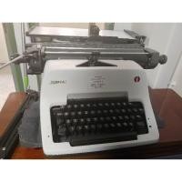 ราคา เครื่องพิมพ์ดีด มือสอง ตั้งโต๊ะ OLIMPIA แป้นภาษาไทย (25584279395)